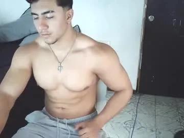 Dantevicius from Chaturbate