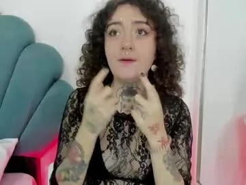 Freechat daphneblunt on Chaturbate