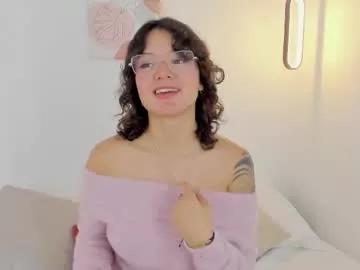 darcy_whitee from Chaturbate is Freechat