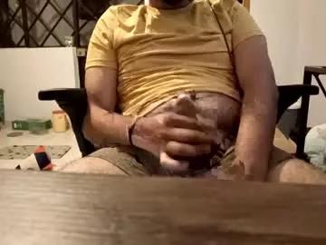 Datrandomguy2 from Chaturbate