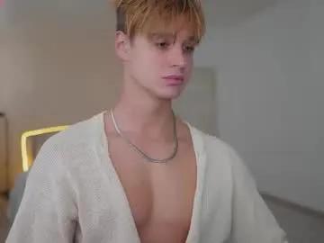 Dave_maxwell from Chaturbate