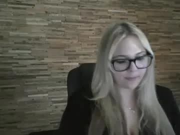 Davinadeep from Chaturbate