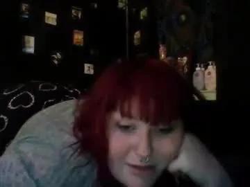 deaddolloxo from Chaturbate