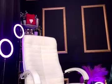 deeadiamond from Chaturbate