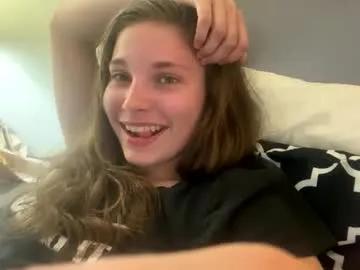 deepthroatqueen33 from Chaturbate is Freechat