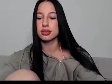 delly_love from Chaturbate is Freechat
