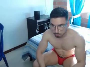 Dennis_miller from Chaturbate