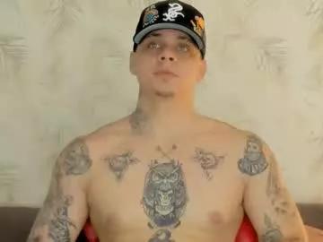 dennis_munera from Chaturbate