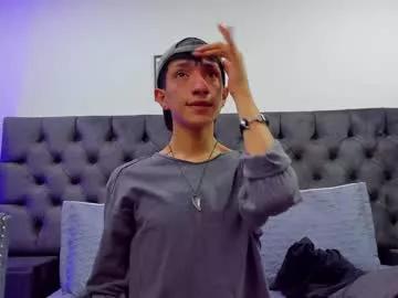 dereckcooperr from Chaturbate