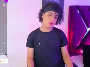derek_grey1 from Chaturbate