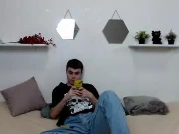 derrickwood from Chaturbate