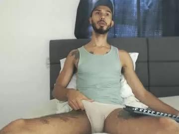 derrymaster from Chaturbate