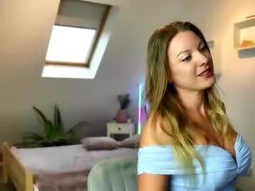 Dettyblondie from Chaturbate