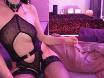 Devilshoneybunny from Chaturbate