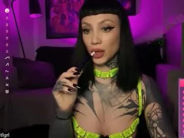 Dgtlgrl from Chaturbate