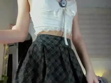 Dollydolll_ from Chaturbate