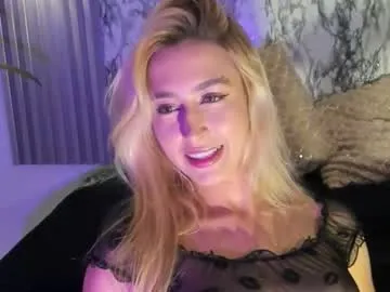Freechat dulcinea_2 on Chaturbate