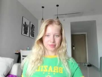 e___lisa from Chaturbate