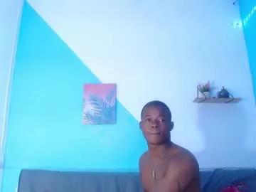 Ebonny_stallion from Chaturbate