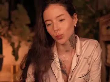 effylowell_ from Chaturbate