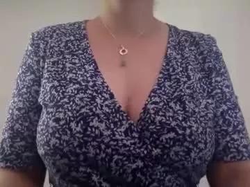 electrocute_me from Chaturbate