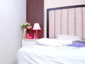 elegantmature from Chaturbate