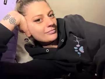elementalgoddess from Chaturbate
