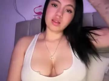ella_aq from Chaturbate