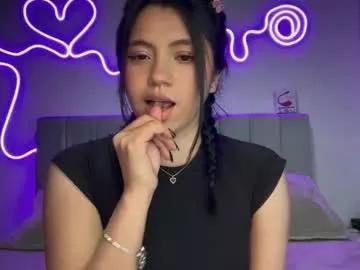 ella_aq from Chaturbate