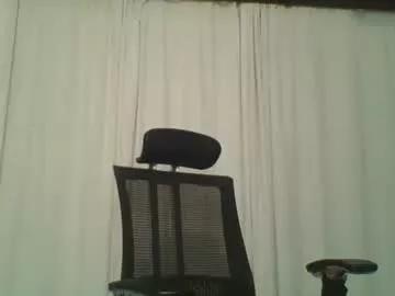 ella_laurel from Chaturbate