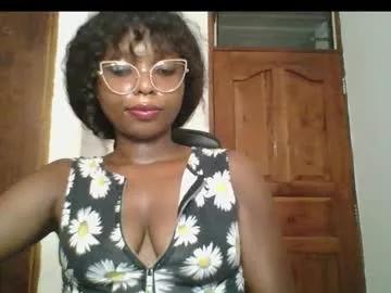 ella_laurel from Chaturbate