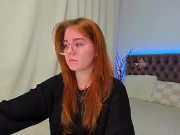 ella_mayers from Chaturbate