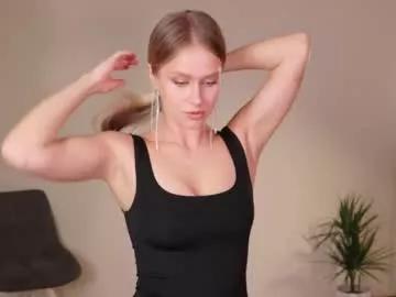 ella_twinkle from Chaturbate