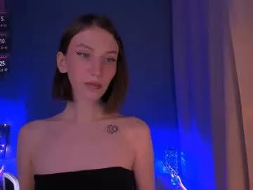 ellaamber from Chaturbate