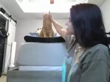 ellabear44 from Chaturbate
