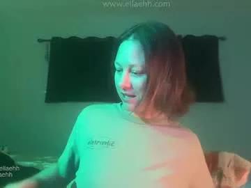 ellaehh from Chaturbate