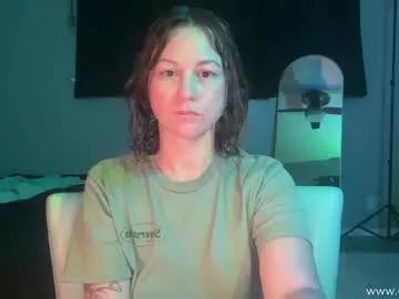 ellaehh from Chaturbate