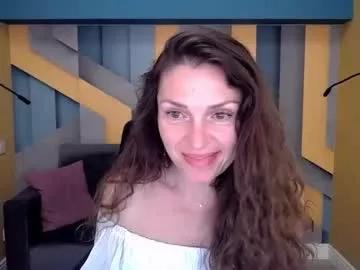 ellalongs from Chaturbate