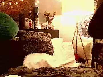 elleekaypetite from Chaturbate