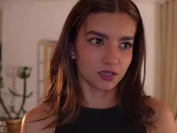 ellelure_ from Chaturbate
