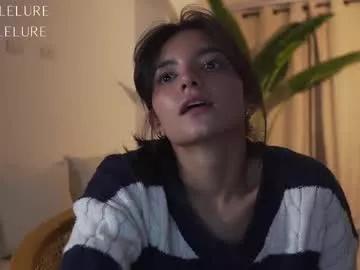 ellelure_ from Chaturbate