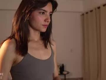 ellelure_ from Chaturbate