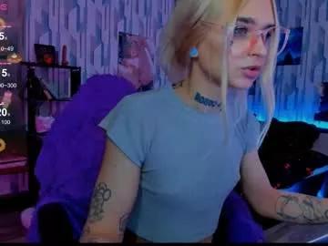 elli_26 from Chaturbate
