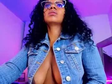 ellie_alves from Chaturbate