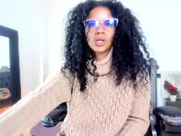 ellie_alves from Chaturbate