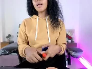 ellie_alves from Chaturbate