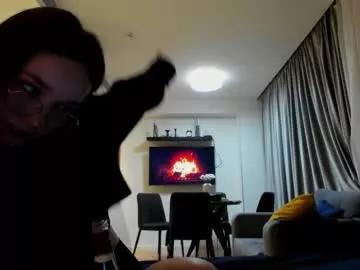 ellie_leen from Chaturbate