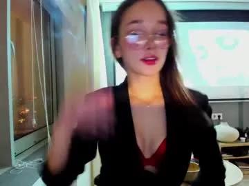 ellie_leen from Chaturbate