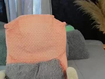 ellie_ramos from Chaturbate