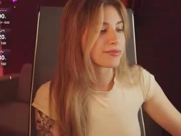 elliecutes from Chaturbate